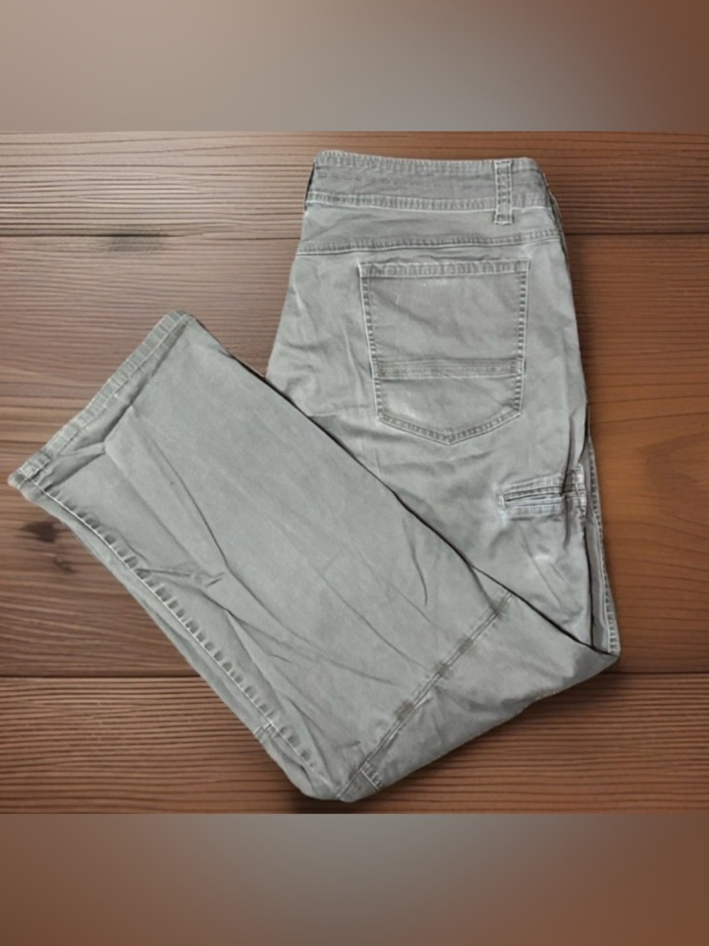 KUHL Pants Mens 40x32 SLACKR Gray Outdoor Cargo Stretch Articulated Knees Fit